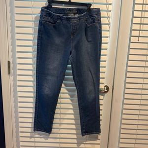 Women in control medium wash tummy control jeans